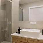 Tassil - 2 Bedrooms In Santos * Lisboa
