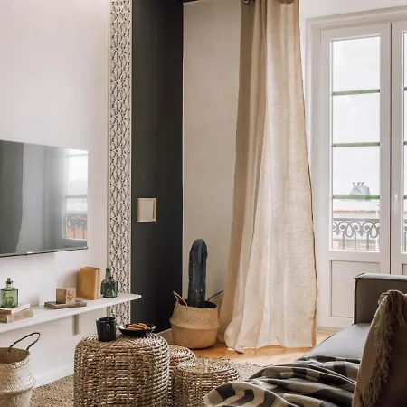 Tassil - 2 Bedrooms In Santos Lisboa